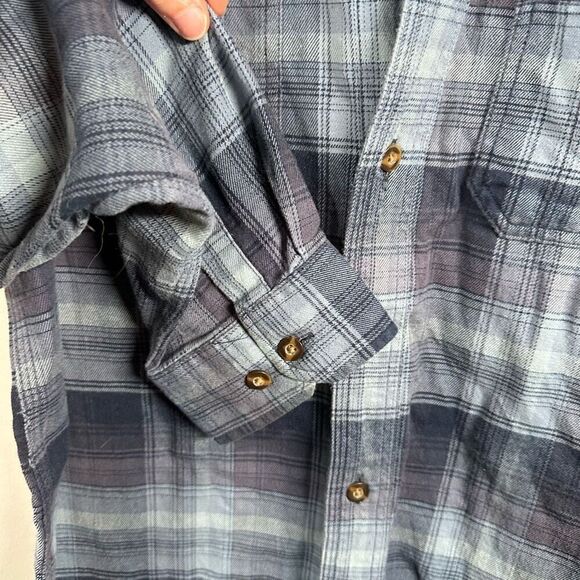 Carhartt men’s relaxed fit Hamilton flannel plaid button down shirt - Picture 6 of 10